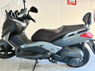 Yamaha XMAX 250