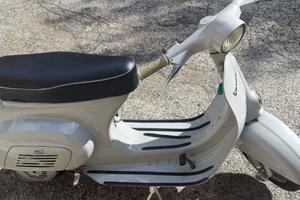 Vespa 50