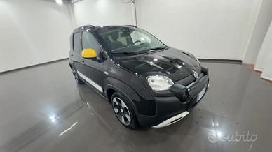 Fiat Panda Pandina Cross 1.0 firefly hybrid s&s 70