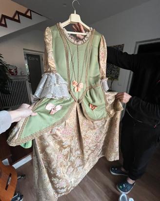 Abito 700 veneziano