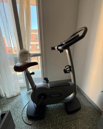 Cyclette technogym forma