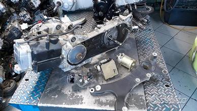 Agility 16+ 200 : motore farfallato iniettore pomp