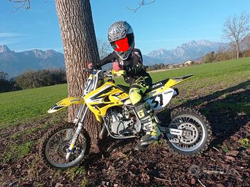 Suzuki RM 65 minicross
