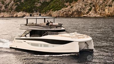 PRESTIGE YACHT M7