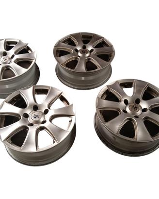 FIAT Freemont 1° Serie (11>) 4 CERCHI IN LEGA W06