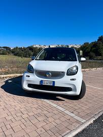 SMART fortwo 2015 manuale