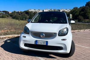 SMART fortwo 2015 manuale