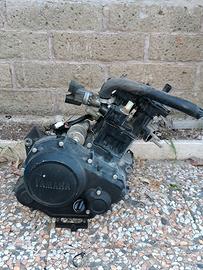 Yamaha MT125 ricambi e motore