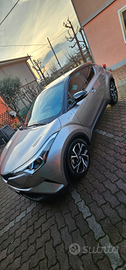 Toyota chr