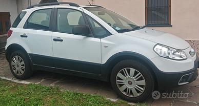 Fiat Sedici buone condizioni. 25.000 km