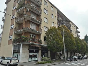 Singola SOLO RAGAZZA vic Univ. LIUC Castellanza