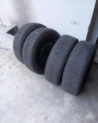 Set 4 cerchi in ferro + gomme Bridgestone
