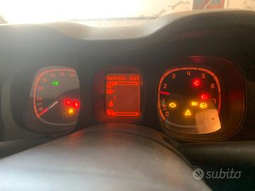 Fiat Panda 4X4 0.9 TWIN AIR 85 cv. sinistrata