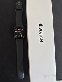 Apple Watch SE seconda generazione 44mm