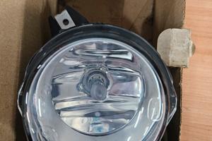 1304005 Fendinebbia Ford