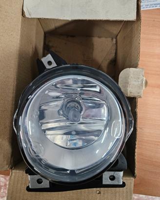 1304005 Fendinebbia Ford