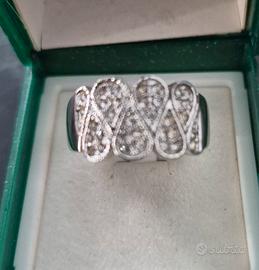 anello con strass