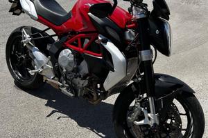 MV Agusta Brutale 800 – 2015 – 20.100 km