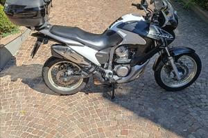 HONDA Transalp 700