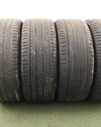 Gomme Pirelli Powergy 225 40 19 estate