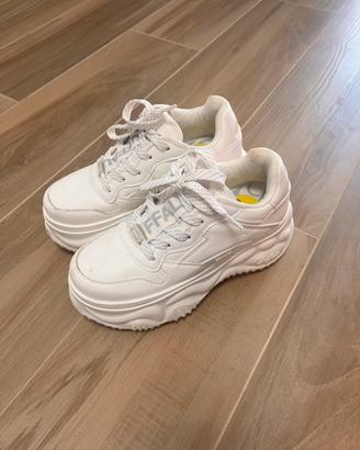 Buffalo platform bianche