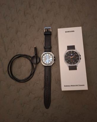 Samsung Galaxy watch 8 classic lte 46mm