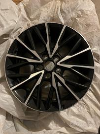 Cerchi in lega originali Toyota 18 pollici