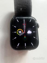 Apple Watch Series 7 45 mm  (GPS + Cellular)