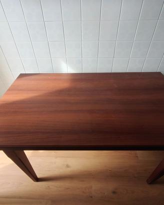 Tavolo allungabile in legno