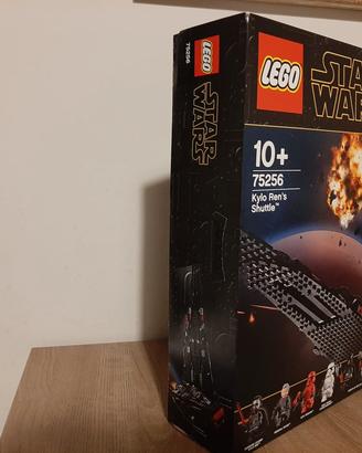 Kit LEGO Star Wars 75256 – Lo Shuttle di Kylo Ren™