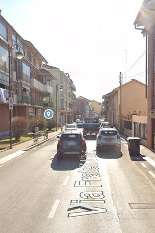 Luminosa SINGOLA a Collegno: 350eu tutto incluso