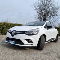  Renault Clio Duel gpl