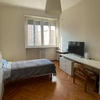 Stanza singola in zona Crocetta