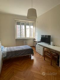 Stanza singola in zona Crocetta