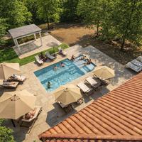 Cefalù vacanze relax tra mare e piscina