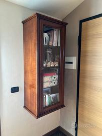 Vetrina di legno con mensole Le Fablier i ciliegi