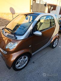 SMART
FORTWO 700 COUPÉ PASSION

