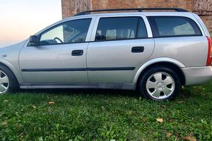 Opel Astra 1.6 SW Anno 2002