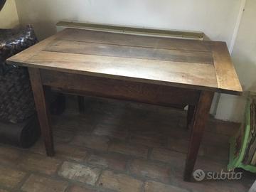 Tavolo in noce con apertura a libro ‘800