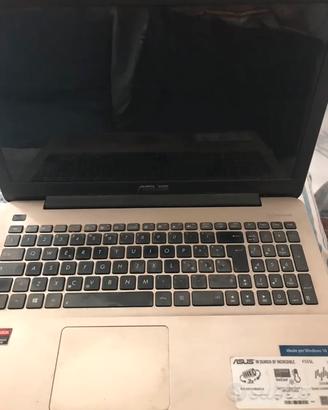 Computer portatile asus