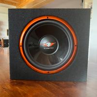 Subwoofer auto