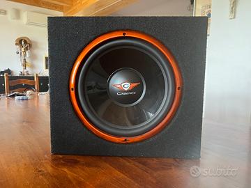 Subwoofer auto