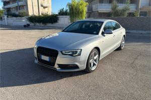 Audi A5 praticamente perfetta