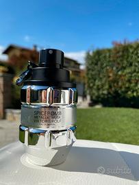 Profumo Spicebomb Metallic Musk di Victor & Rolf