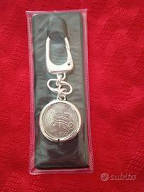 PORTACHIAVI CON 500 LIRE ARGENTO (BIGA)