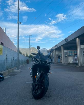 Yamaha yzf r125
