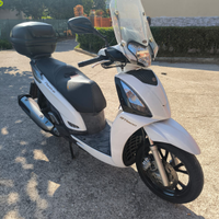 Kymco people GTI 300