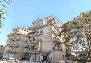 2 LOCALI A CIAMPINO
