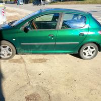 Peugeot 206 usato.