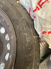 Gomme auto